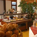 Hotel Europarkhotel International 4*