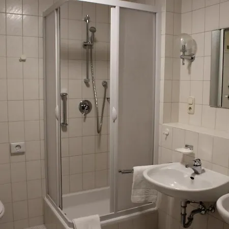 ホテル Europarkhotel International 4*