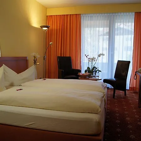 Europarkhotel International ホテル 4*