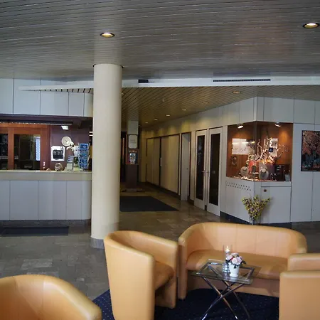 ホテル Europarkhotel International 4*
