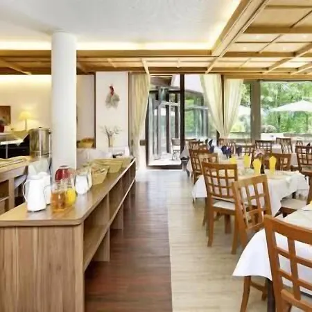 Hotell Europarkhotel International
