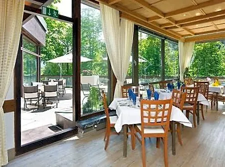 Europarkhotel International 4*