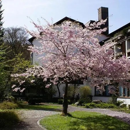 Europarkhotel International Hotell 4*
