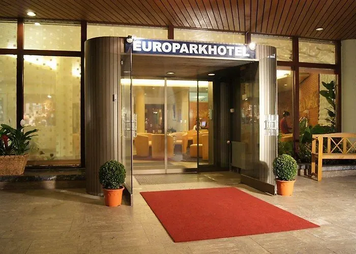מלון Europarkhotel International