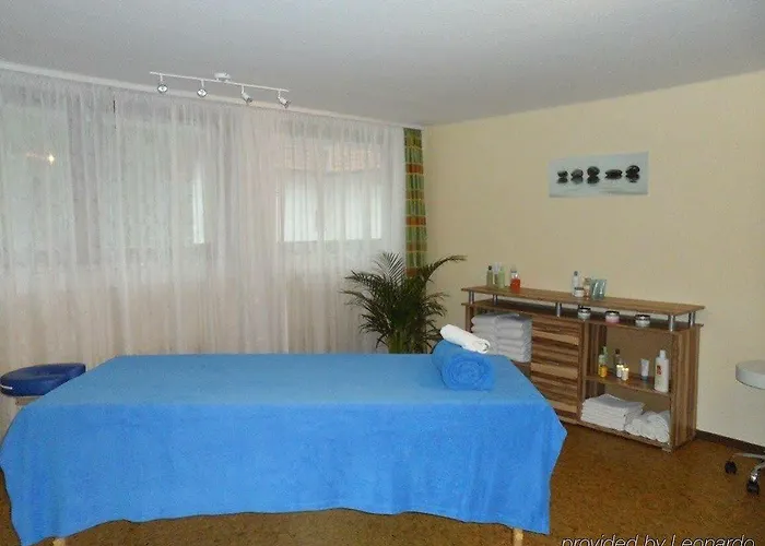 מלון Europarkhotel International